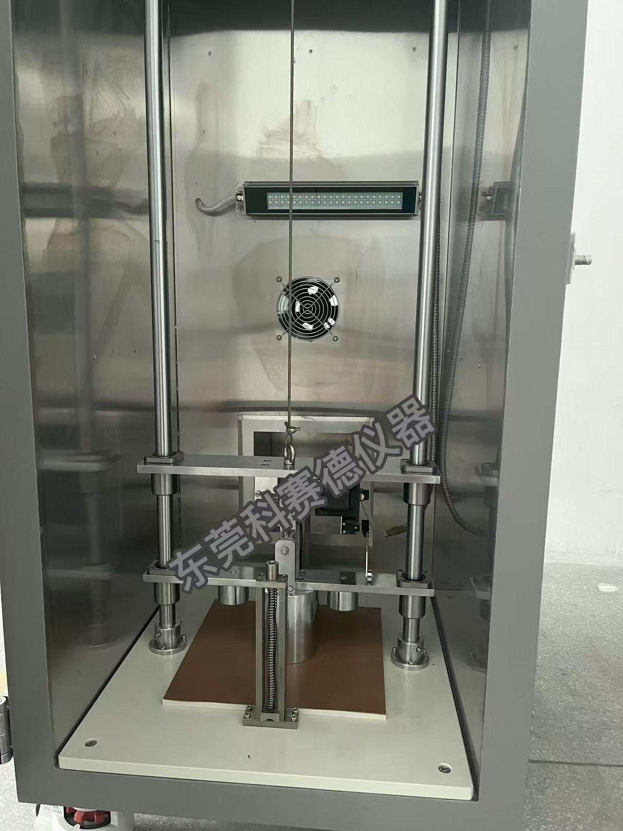 電池重物沖擊試驗機內部細節(jié)